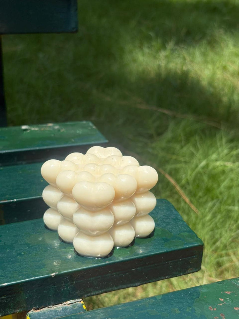 Candle Crush – Heart Bubble Candle