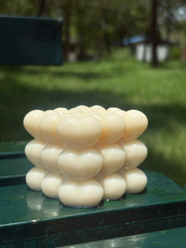 Candle Crush – Heart Bubble Candle